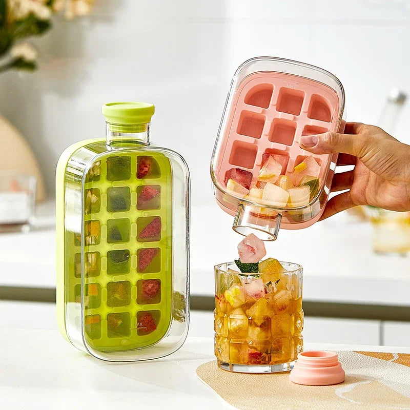 Pressure Type Ice Cube Tray with Lid NO TOUCH Silicone Ice Making Tray with Straw Summer Quick Ice Making Mold for Refrigerator