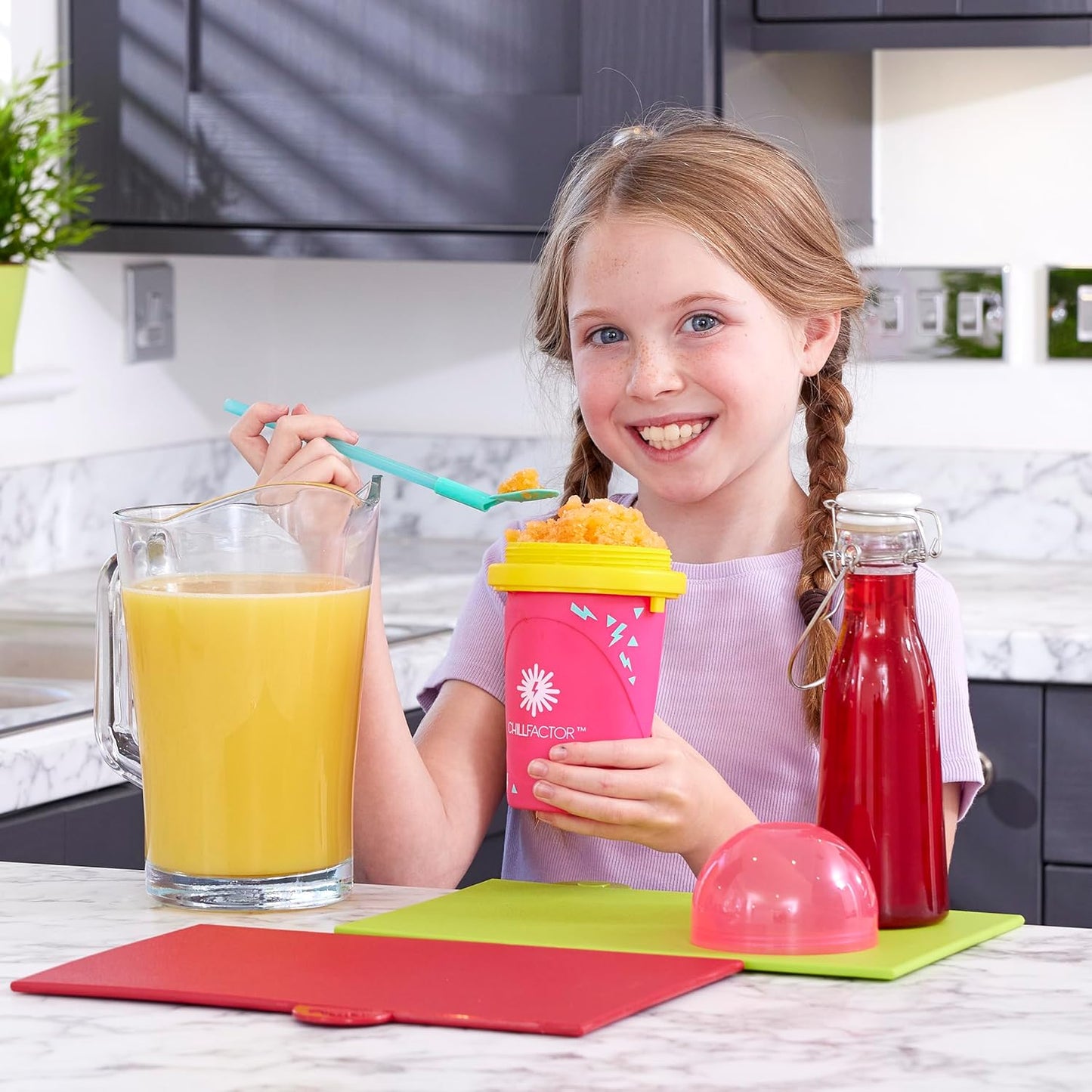 Color Shock Slushy Maker Perfectly Pink - Reusable Slushy Maker Cup, Homemade Slushies, Squeeze Cup Slushy Maker Kitchen Toy